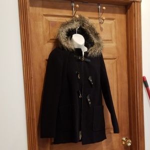 Black Jacket size 6 womens Faux fur trim on hood